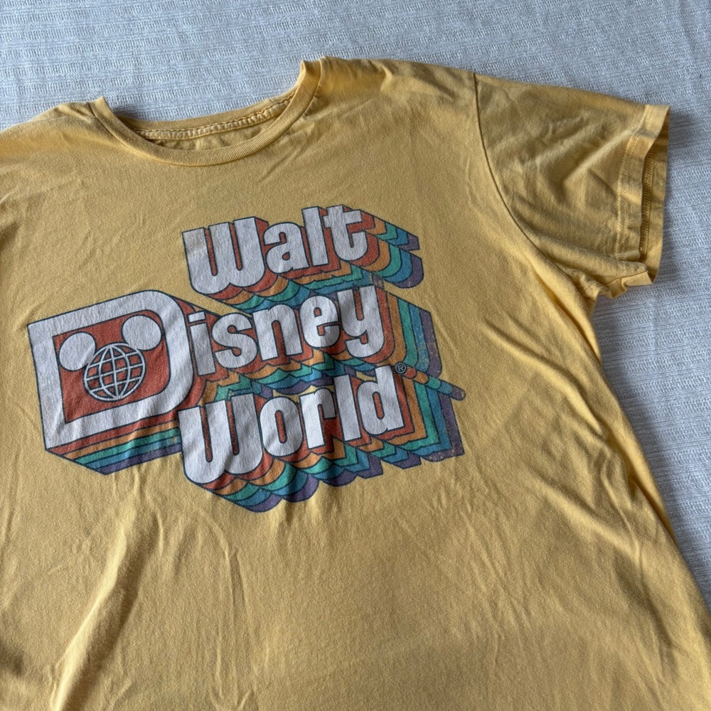 Disney Parks Walt Disney World Yellow Retro Rainbow Graphic T-Shirt‎ Large